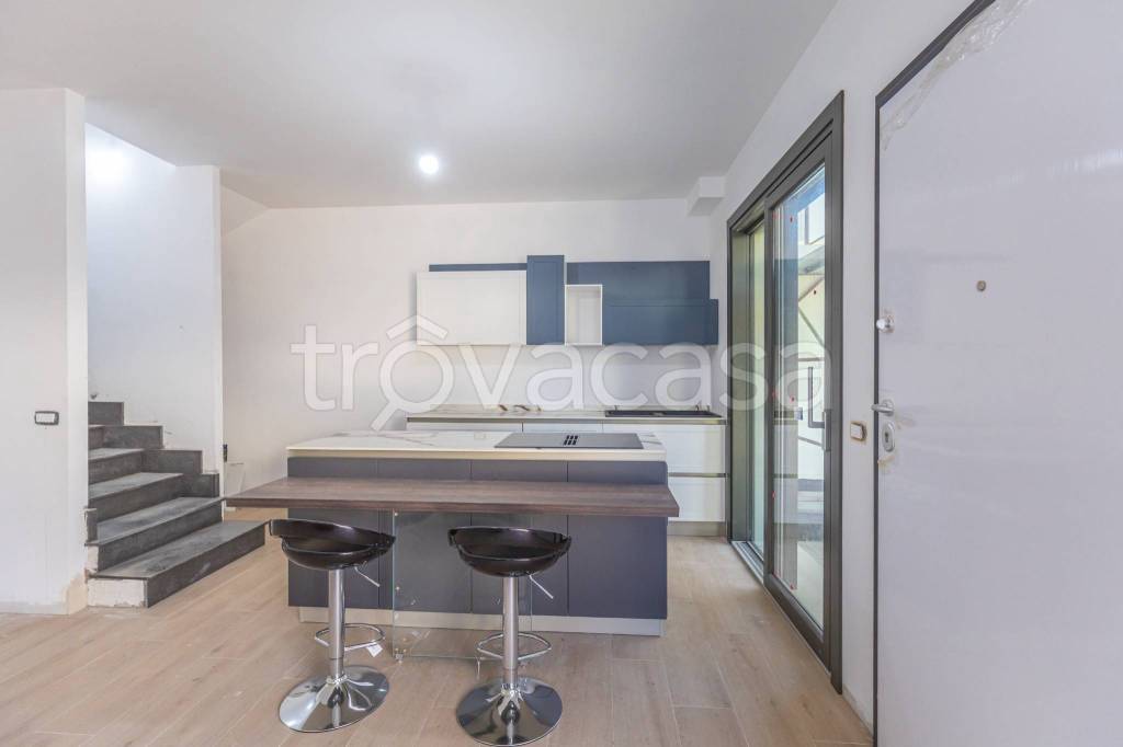 casa indipendente in vendita a Fiumicino in zona Isola Sacra