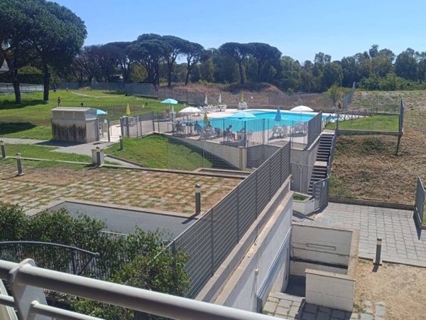 appartamento in vendita a Fiumicino in zona Aranova