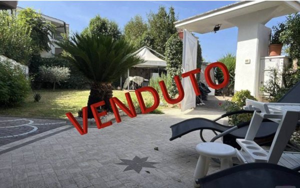 appartamento in affitto a Fiumicino in zona Fregene