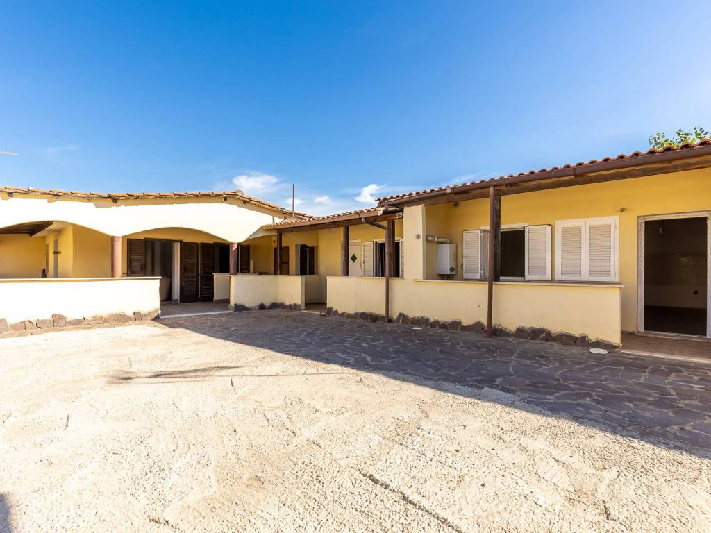 appartamento in vendita a Fiumicino in zona Focene