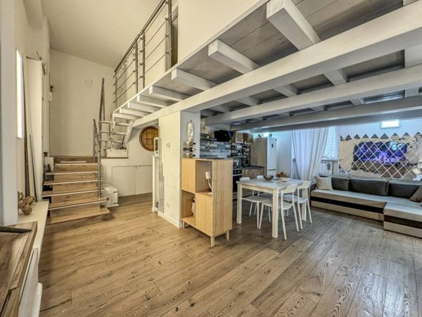 appartamento in vendita a Fiumicino in zona Isola Sacra