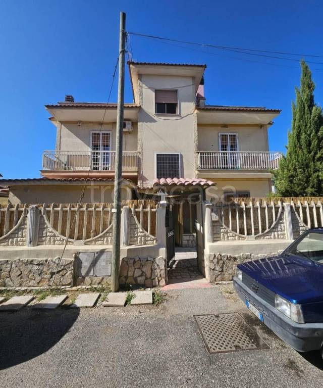 appartamento in vendita a Fiumicino in zona Isola Sacra
