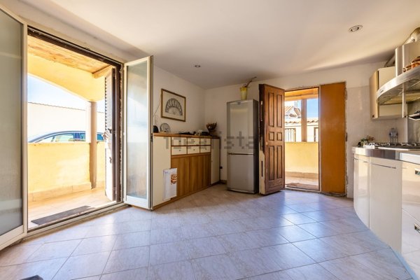 appartamento in vendita a Fiumicino in zona Focene