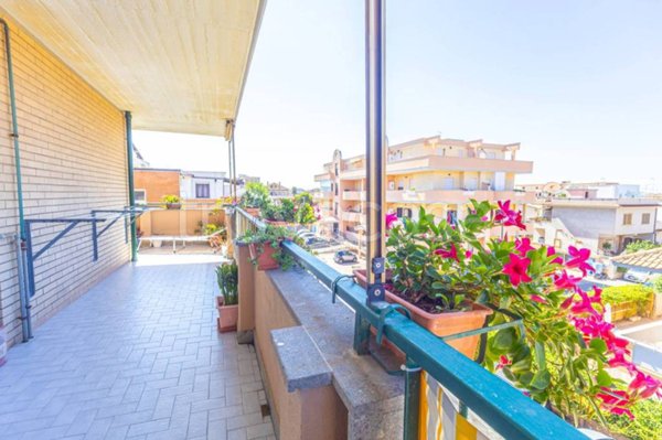 appartamento in vendita a Fiumicino in zona Isola Sacra