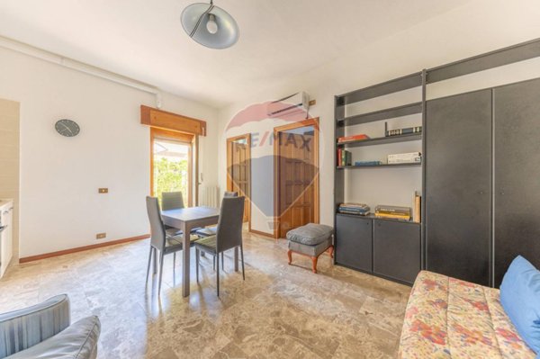 appartamento in vendita a Fiumicino in zona Isola Sacra