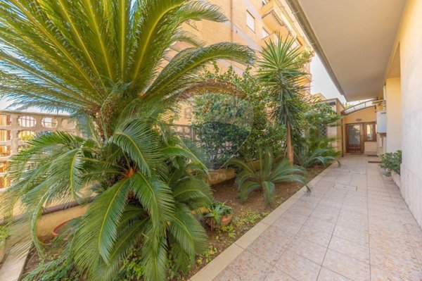 appartamento in vendita a Fiumicino in zona Isola Sacra