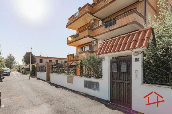 appartamento in vendita a Fiumicino in zona Isola Sacra