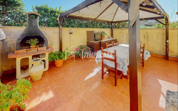 casa indipendente in vendita a Fiumicino