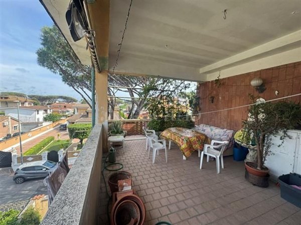 appartamento in vendita a Fiumicino in zona Isola Sacra