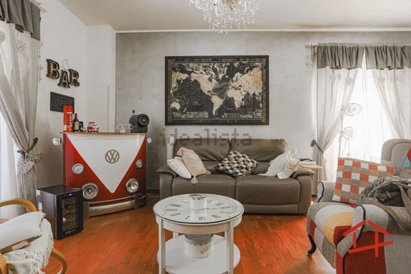 appartamento in vendita a Fiumicino in zona Isola Sacra