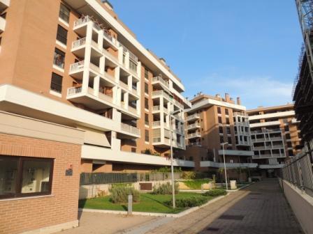 appartamento in vendita a Fiumicino in zona Isola Sacra