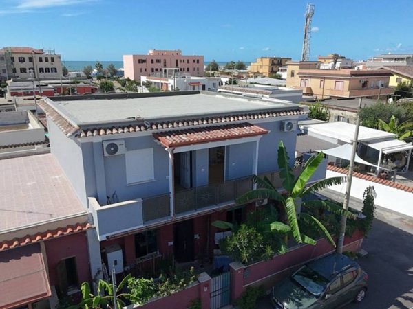 appartamento in vendita a Fiumicino in zona Isola Sacra