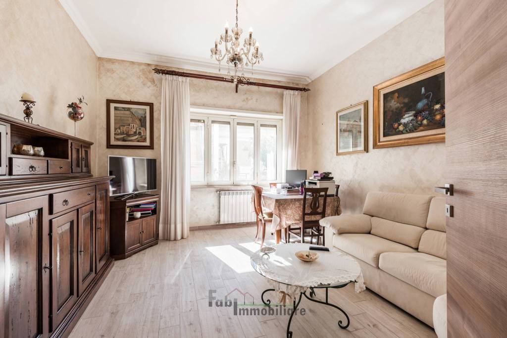 appartamento in vendita a Fiumicino in zona Isola Sacra