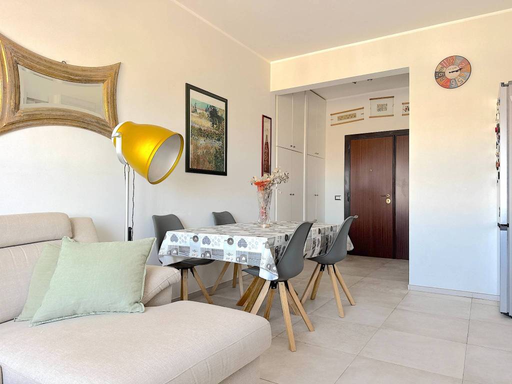 appartamento in vendita a Fiumicino in zona Isola Sacra