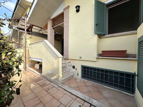 casa indipendente in vendita a Fiumicino in zona Fregene