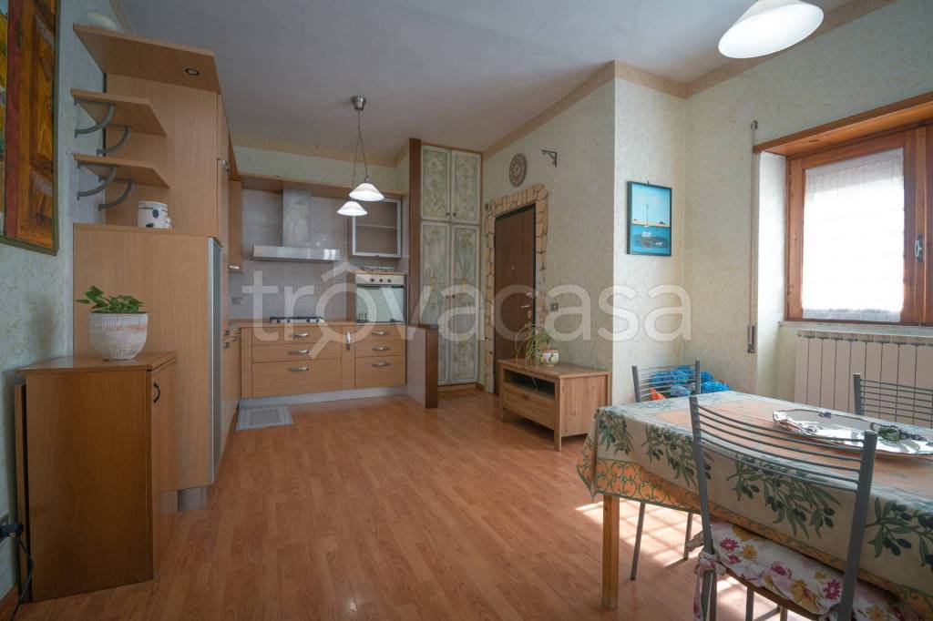 appartamento in vendita a Fiumicino in zona Fregene