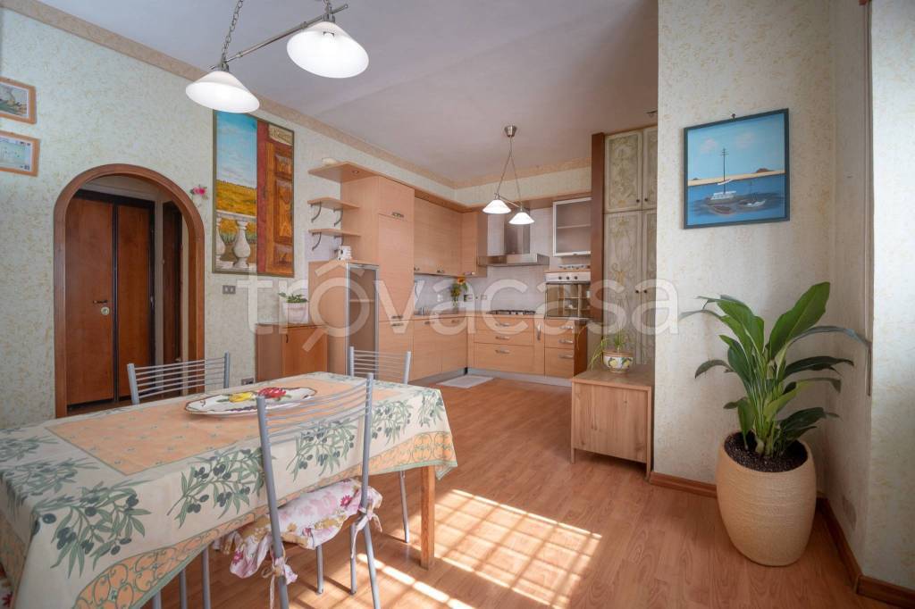 appartamento in vendita a Fiumicino in zona Fregene