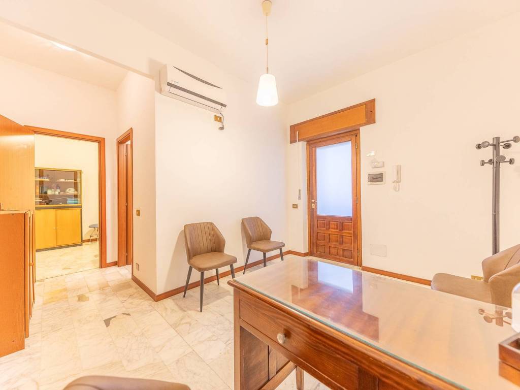 appartamento in vendita a Fiumicino in zona Isola Sacra