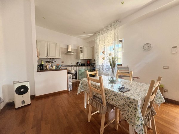 casa indipendente in vendita a Fiumicino in zona Isola Sacra