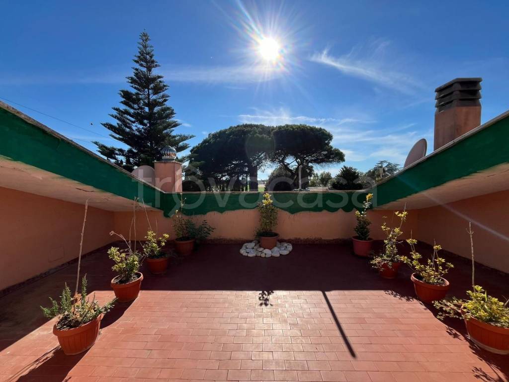 appartamento in vendita a Fiumicino in zona Maccarese