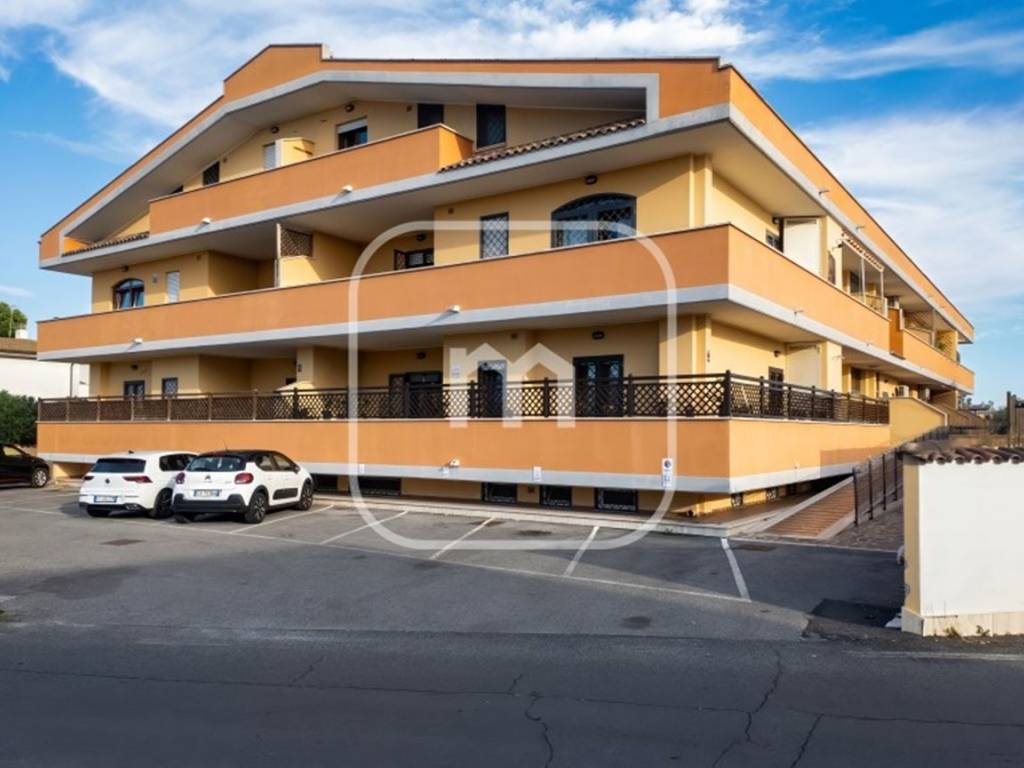 appartamento in vendita a Fiumicino in zona Isola Sacra