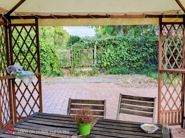 casa indipendente in vendita a Fiumicino in zona Maccarese