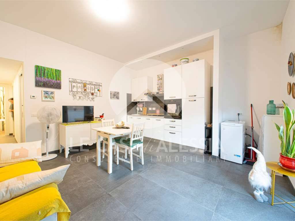 appartamento in vendita a Fiumicino in zona Isola Sacra