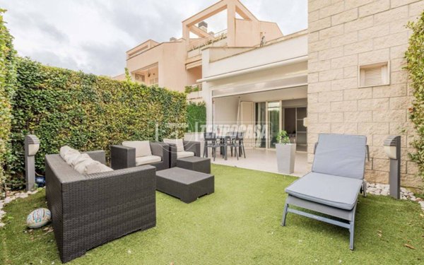 appartamento in vendita a Fiumicino in zona Fregene