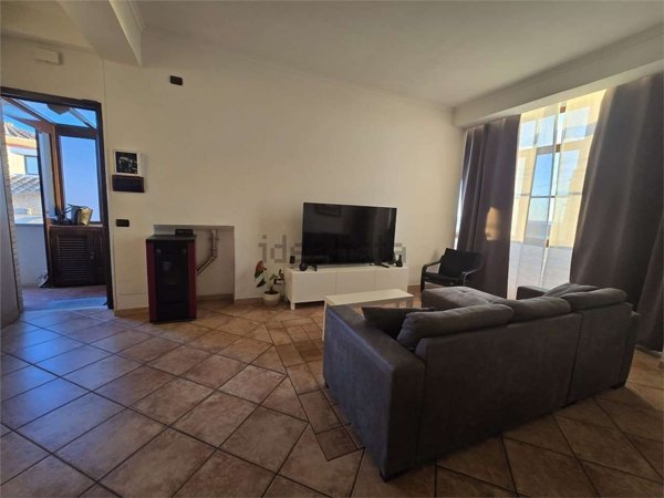 appartamento in vendita a Fiumicino in zona Focene