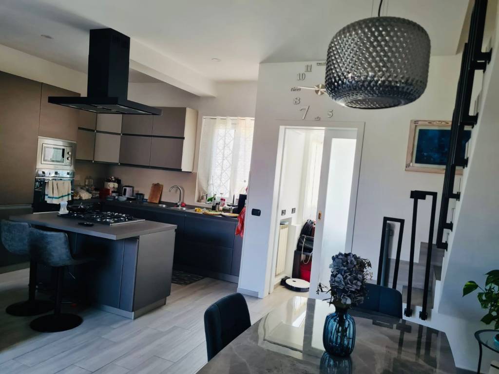 casa indipendente in vendita a Fiumicino in zona Fregene