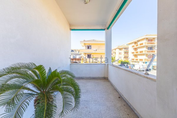 appartamento in vendita a Fiumicino in zona Isola Sacra