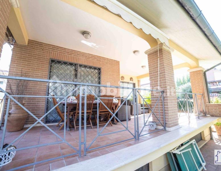 casa indipendente in vendita a Fiumicino in zona Fregene