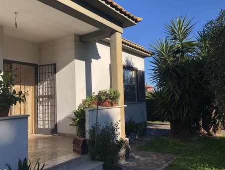 casa indipendente in vendita a Fiumicino in zona Maccarese