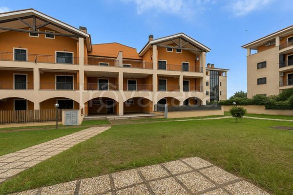 appartamento in vendita a Fiumicino in zona Palidoro