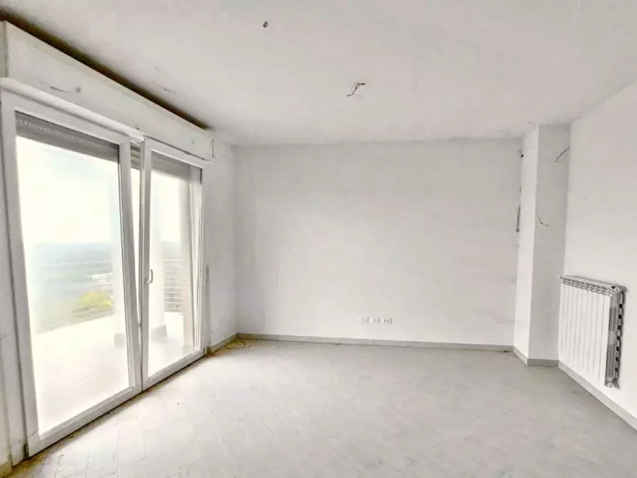 appartamento in vendita a Fiumicino in zona Torrimpietra