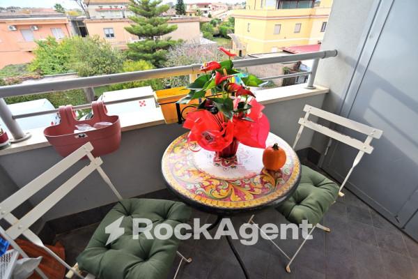 appartamento in vendita a Fiumicino in zona Isola Sacra