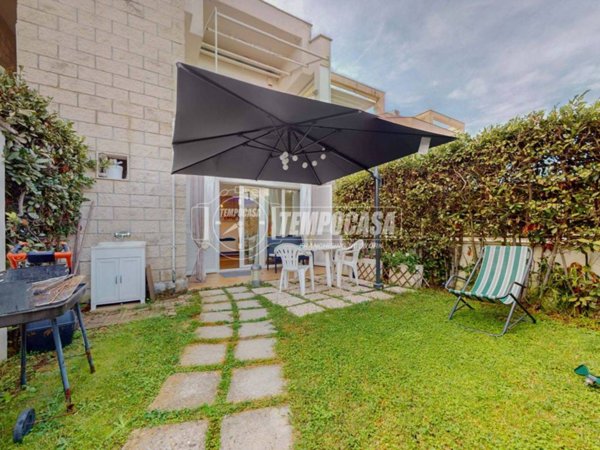 appartamento in vendita a Fiumicino in zona Fregene