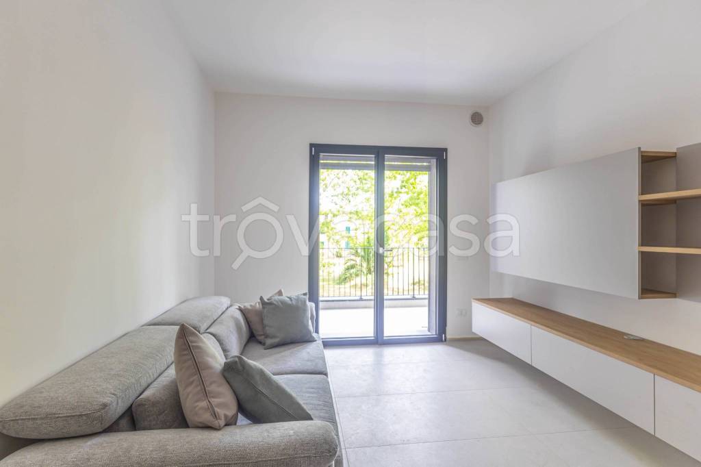 appartamento in vendita a Fiumicino in zona Isola Sacra