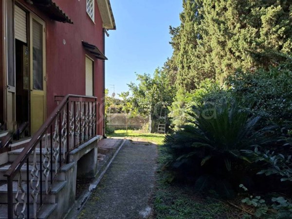 appartamento in vendita a Fiumicino in zona Aranova