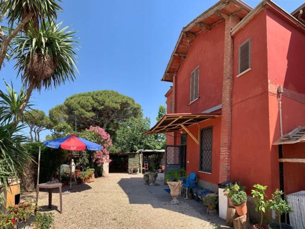 casa indipendente in vendita a Fiumicino in zona Maccarese
