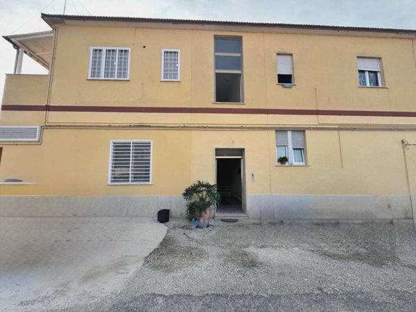 appartamento in vendita a Fiumicino in zona Palidoro