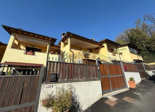 pentavano in vendita a Fiumicino in zona Aranova