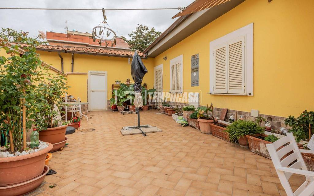 casa indipendente in vendita a Fiumicino in zona Passo Oscuro