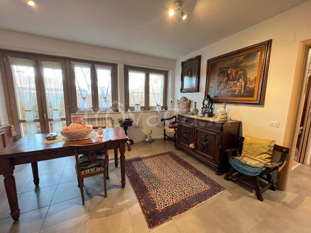 appartamento in vendita a Fiumicino in zona Maccarese