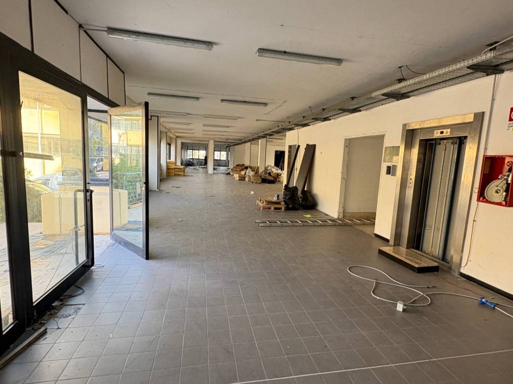 intera palazzina in vendita a Fiumicino in zona Focene