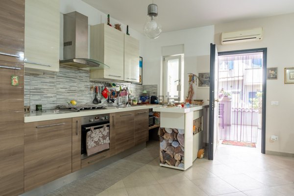 appartamento in vendita a Fiumicino in zona Focene