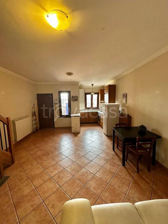 casa indipendente in vendita a Fiumicino in zona Isola Sacra