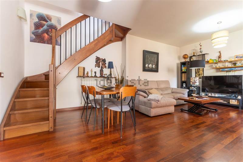 casa indipendente in vendita a Fiumicino in zona Isola Sacra