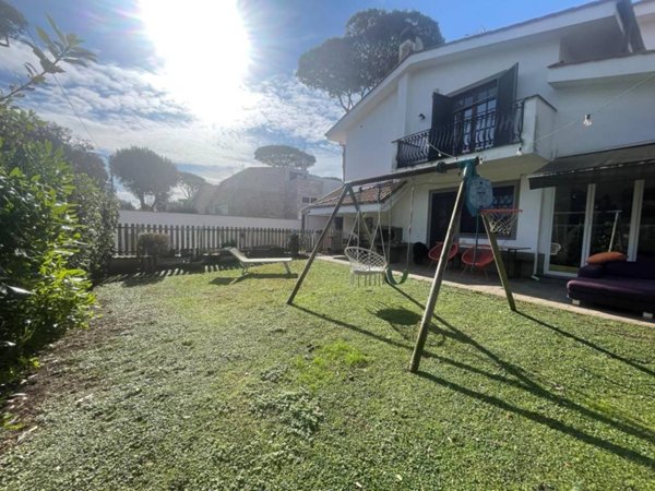 casa indipendente in vendita a Fiumicino in zona Fregene