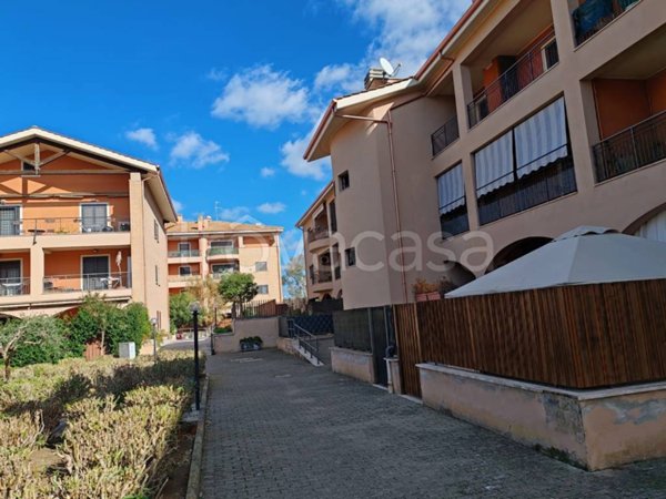 appartamento in vendita a Fiumicino in zona Palidoro